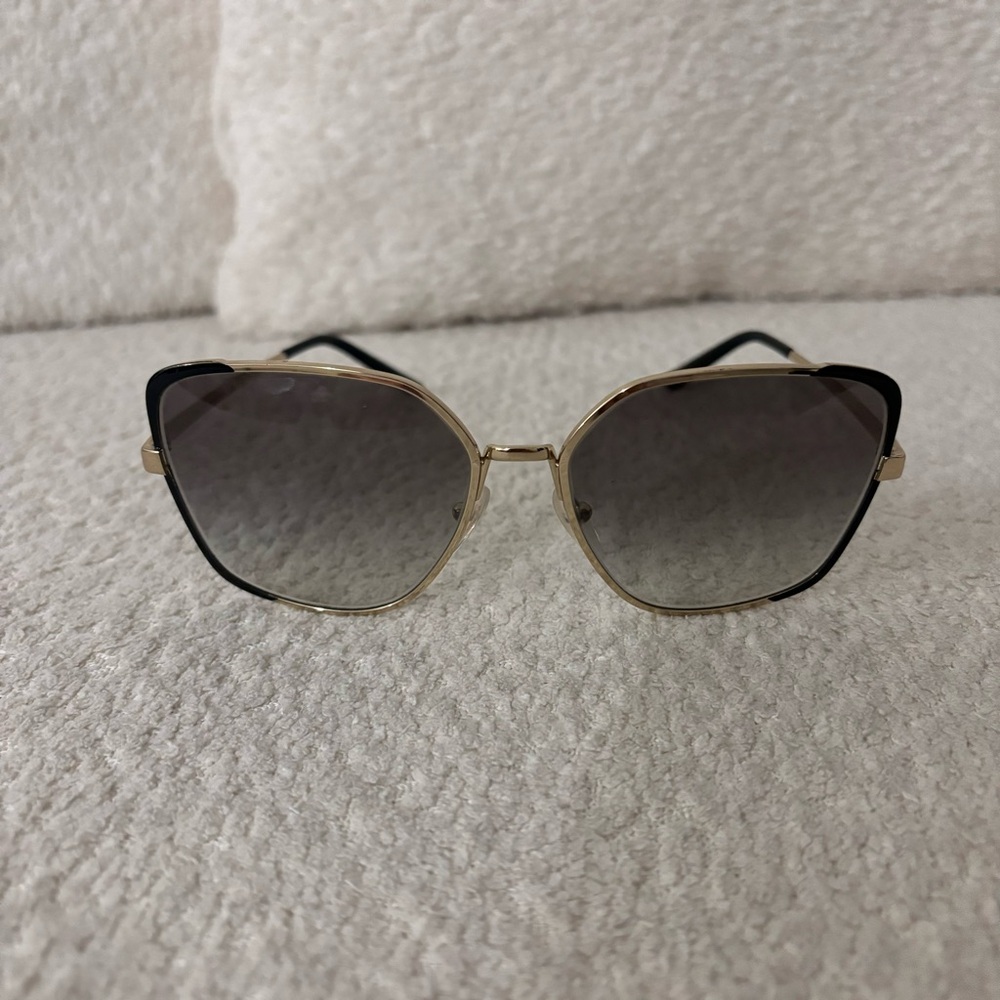 Prada Gold and Black Frame Sunglasses SPR60X - Picture 4 of 7
